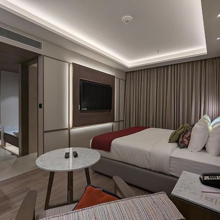Boulevard 9 Luxury Resort & Spa Nadiad Екстер'єр фото