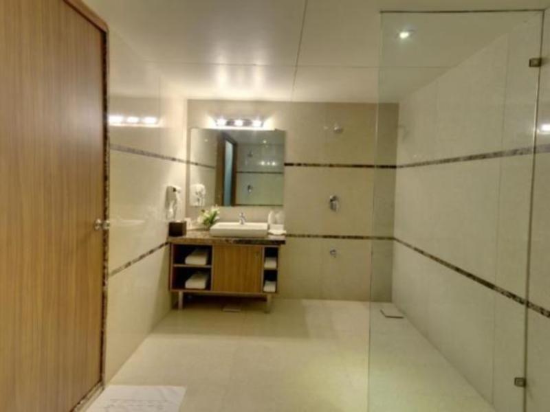 Boulevard 9 Luxury Resort & Spa Nadiad Екстер'єр фото
